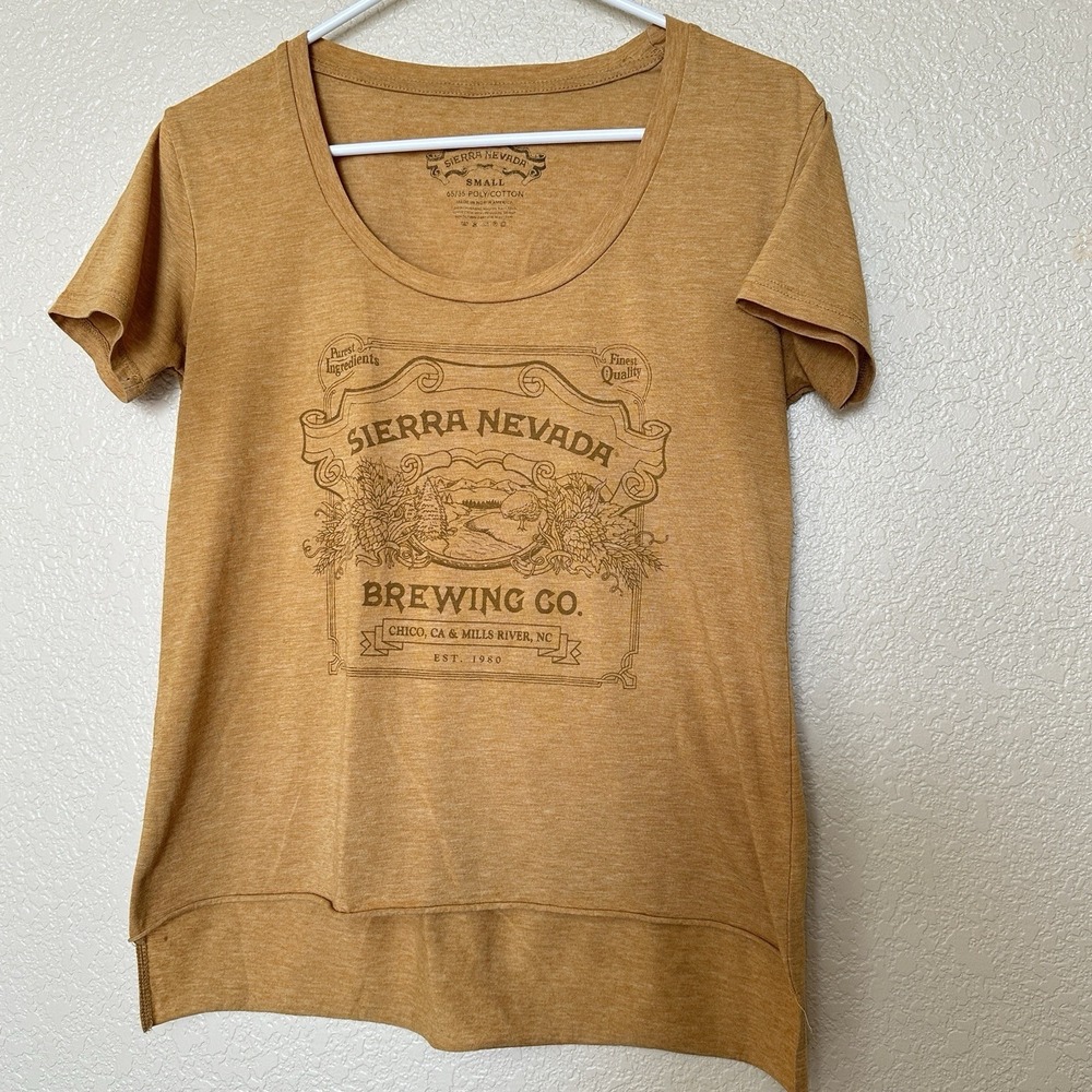 Sierra‎ Nevada Brewing Company Ladies Women's high-low T-shirt Size Large yellow